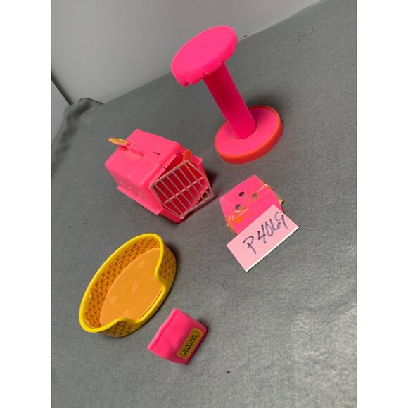 Vintage 1982 Mattel Barbie Fluff Cat Cuddly Set - Picture 12 of 12